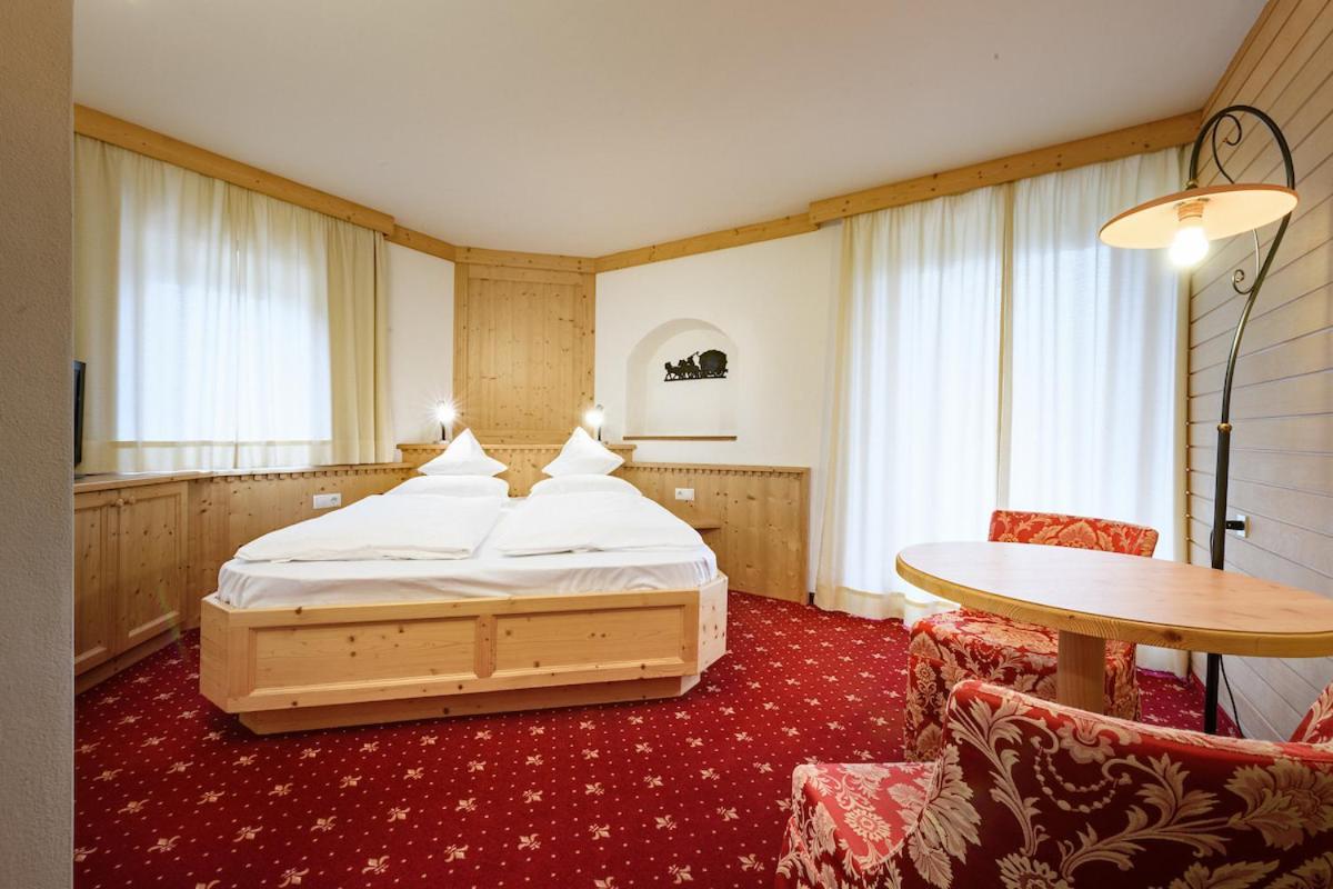Hotel Ronce Urtijëi
